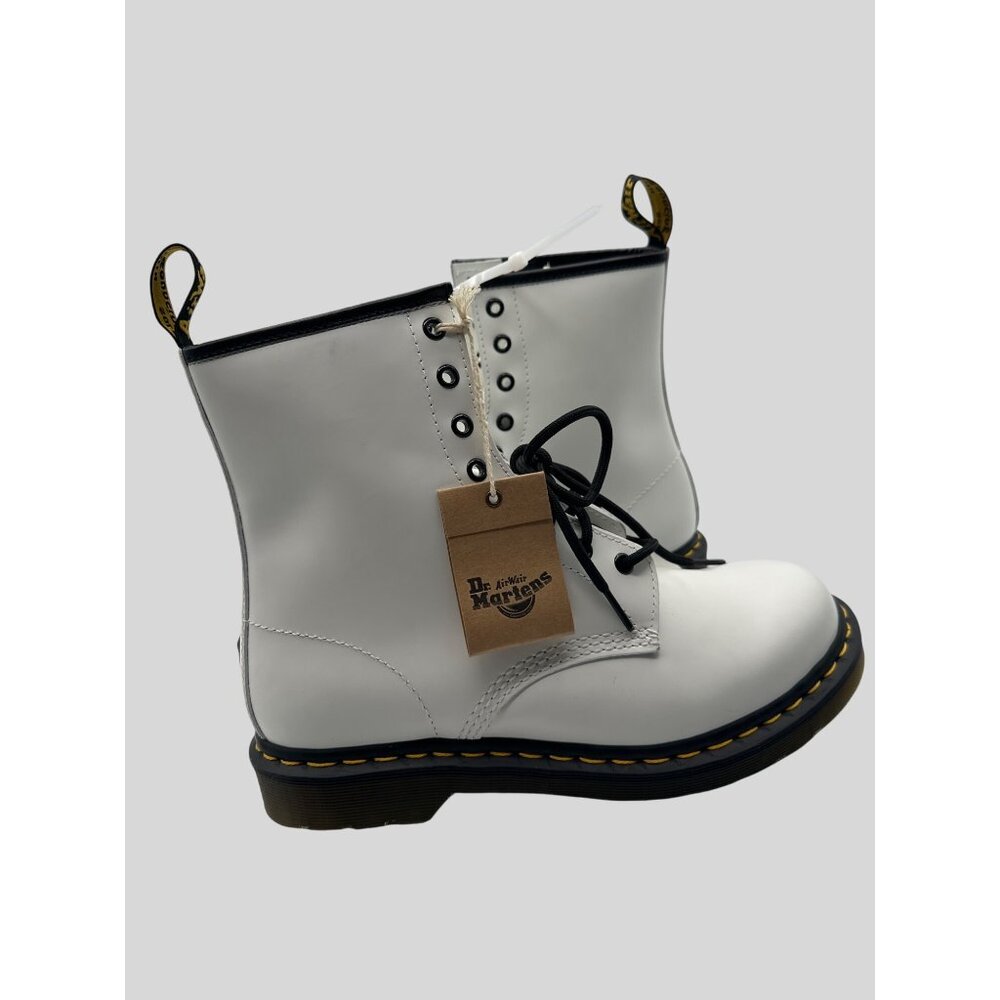 Dr. Martens 10/11 Unisex Genuine AirWair Leather Style 101 YS Leather White Boot - Picture 7 of 10